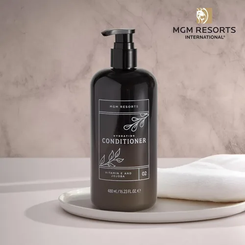 Vista 2 de Acondicionador hidratante - Vitamina E y aceite de jojoba - Aroma de higo, arándano y bergamota - Acondicionador de hotel - 16.23 oz