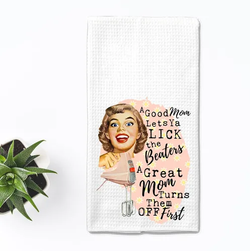 Vista 6 de Good Moms let their Kids Lick the Beaters, Great Moms Turn them Off First Funny Vintage 1950's Housewife Pin-up Girl Waffle Weave Toalla