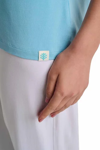 Vista 5 de Coolibar Camiseta de manga corta Morada Everyday UPF 50+ para mujer, protección solar