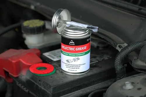 Vista 6 de AGS Automotive Solutions Kit de grasa de silicona dieléctrica, lata superior de cepillo de 4 onzas con 20 arandelas de terminales de batería