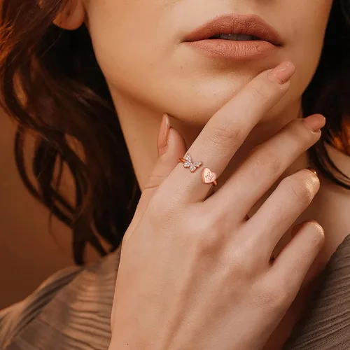 Vista 2 de Anillos apilables con iniciales para mujeres y niñas, chapados en oro rosa, con letra mayúscula, para mujeres, adolescentes, niñas, anillos