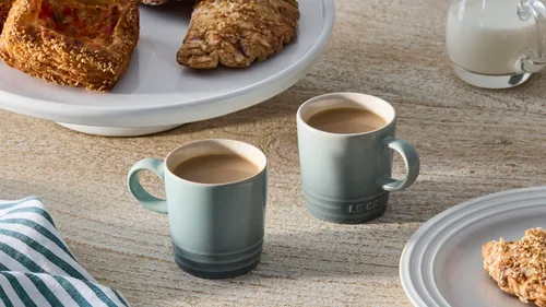 Vista 5 de Le Creuset - Taza pequeña de cerámica para expreso, 3 onzas, alcachofa Artichaut