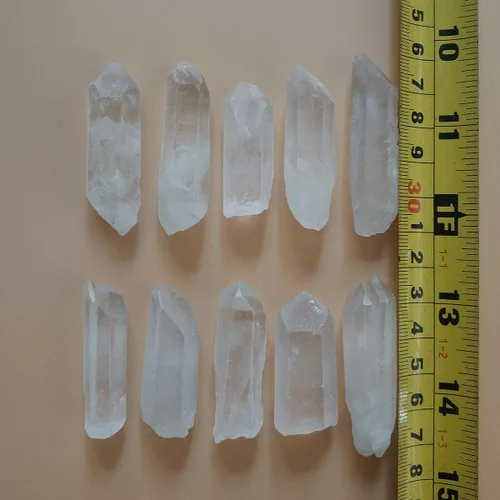Vista 3 de Colorsheng 10 piezas de fragmentos de columna de cristal de cuarzo áspero natural (1 a 2 pulgadas)