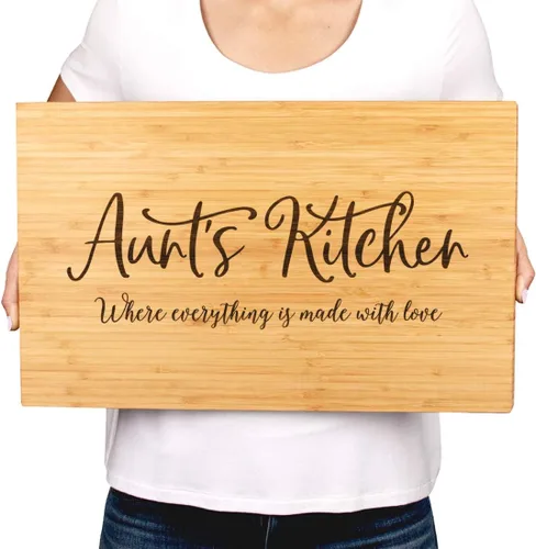 Vista 2 de Andaz Press Tabla de cortar grande de madera de bambú, 17.75 x 11 pulgadas, Aunt's Kitchen Where Everything is Made With Love, 1 paquete, tabla