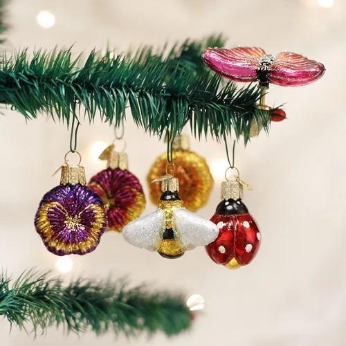 Vista 2 de Juego de adornos navideños de vidrio soplado aptos para jardines. Marca Old World Christmas