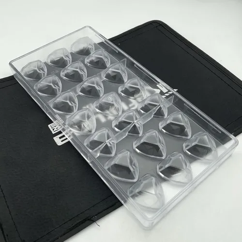 Vista 4 de Goldbaking Molde de chocolate con forma de corazón de diamante Bandeja de caramelo de policarbonato