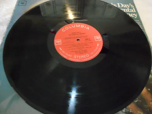 Vista 3 de Doris Day's Sentimental Journey