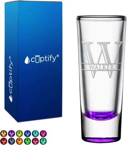 Vista 54 de Vaso de chupito personalizado con fondo negro personalizado de 2 oz, vasos de chupito cordiales con inicial y nombre en script dividido