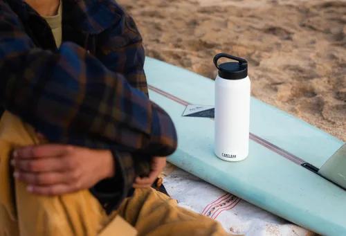 Vista 5 de CamelBak Botella con tapa de transporte, acero inoxidable aislado al vacío, fácil de transportar
