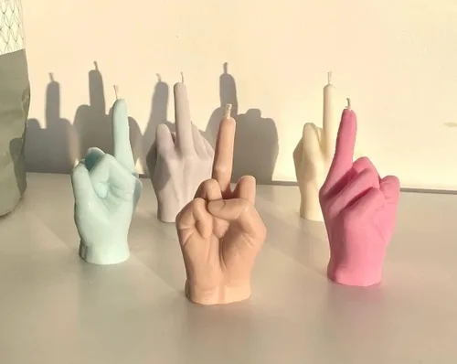 Vista 8 de Middle Finger Candle, Homemade soy candle, Hand Fuck Candle, Teen Room Decor Candle, Funny Aeshetic Candle, Hippie Candle (White, COCONUT)