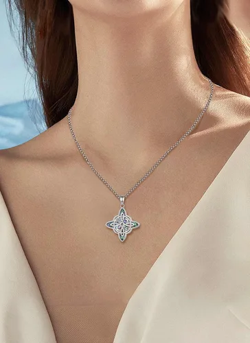 Vista 6 de CELESTIA Nudo de Bruja Plata 925 Original Amuletos de Proteccion Witches Knot Necklace - 20 Inch Box Chain