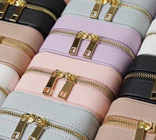 Vista 6 de Joyero de cuero personalizable con espejo, estuche de joyería de viaje, organizador de joyas de viaje, joyero para mujeres y niñas, organizador