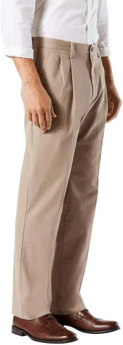 Vista 2 de Dockers - Pantalones caquis masculinos de ajuste clásico - plisados
