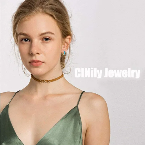 Vista 99 de CiNily Aretes Huggie de ópalo con bisagras, chapados en oro, hipoalergénicos, pequeños aretes de aro para mujeres, adolescentes, niñas, hombres