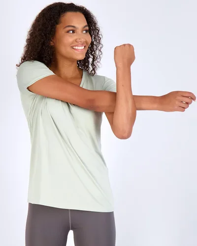 Vista 3 de Paquete de 5 camisetas de manga corta para mujer, con cuello en V, tela Dry-Fit que absorbe la humedad, para yoga (disponible en tallas grandes)