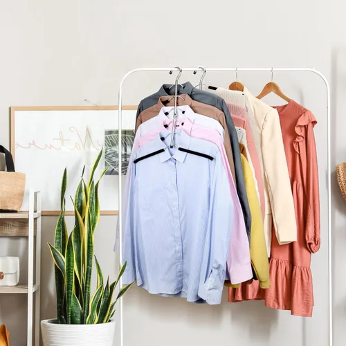 Vista 6 de DOIOWN - Perchas para ahorrar espacio de 6 niveles para abrigos - Con espuma antideslizante acolchada, perchas de metal negro para suéteres