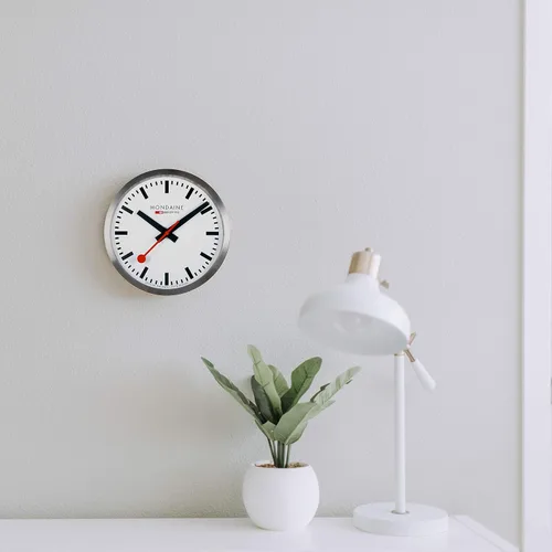 Vista 7 de Mondaine - Reloj de pared - A995.Clock.16SBB - Esfera blanca grande - Relojes de pared - Hecho en Suiza