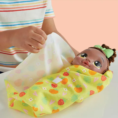 Vista 6 de Baby Alive Shampoo Snuggle Berry Boo Cabello Negro - Juego de muñeca bebé de agua de 11 pulgadas, juguetes para niñas y niños de 3 años en adelante