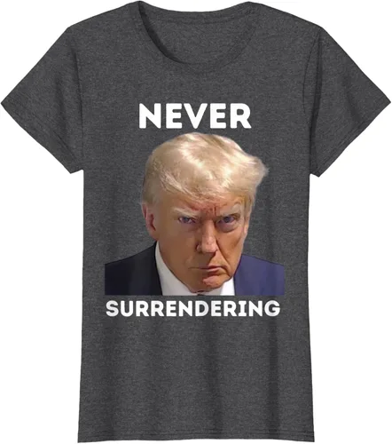 Vista 4 de Triumph Never Surrendering - Camiseta Trump Mug Shot, Negro