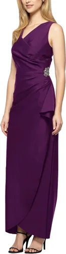Vista 17 de Alex Evenings - Vestido largo adelgazante para mujer con falda lateral fruncida y volante en cascada Negro
