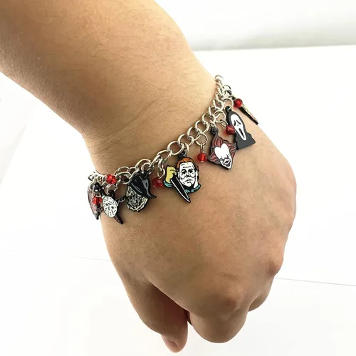 Vista 2 de Twin Six Pulsera de terror de Halloween Michael Myrs Jason Voorhs Fredy Krueger It PenyWis Chuky Face regalo para mujeres y niñas Metal Sin gemas