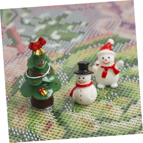 Vista 4 de ARTIBETTER 40 piezas de mini muñecos de nieve estatuas de sombreros negros y rojos de fibra óptica muñeco de nieve decoraciones para fiesta