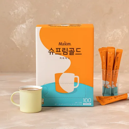 Vista 2 de Maxim Supreme Gold Coffee Mix - Paquetes de café instantáneo coreano con crema latte 100 palitos