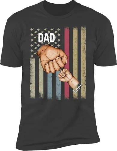 Vista 3 de NAZENTI Personalized Fist Bump Dad Grandpa Shirt Custom Father's Day Shirt Gift for Men on Fathers Day Birthday S-4XL