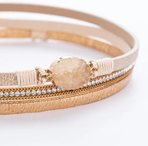 Vista 101 de FANCY SHINY - Pulsera de cuero estilo bohemio, pulsera de cuentas de cristal con cierre magnético, regalos de joyería para mujer