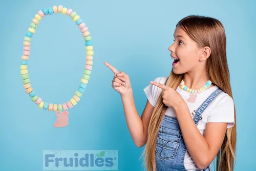Vista 8 de Collar de caramelo de conejo de Pascua, masticables multicolor con sabor a frutas para recuerdos de fiesta