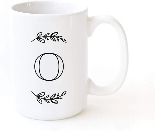 Vista 27 de The Cotton & Canvas Co. Manhattan Wreath - Taza de café personalizada con monograma inicial con letra A, taza de café de cerámica de porcelana. Para