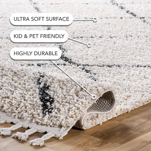 Vista 4 de nuLOOM Jessie - Alfombra marroquí de celosía con borlas, 7 pies 10 pulgadas x 10 pies, color blanco roto Nuloom Jessie Trellis 8' x 10' Area Rug