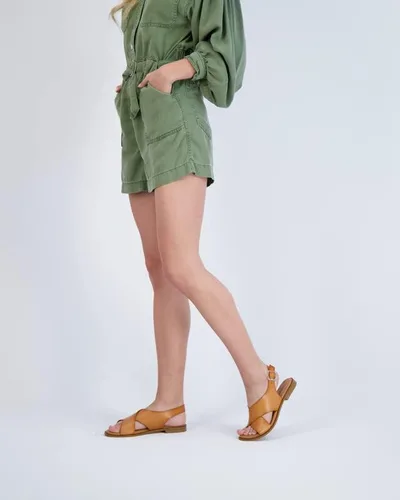 Vista 5 de CUSHIONAIRE Sandalia Lake con banda cruzada para mujer + espuma viscoelástica