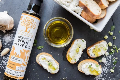 Vista 3 de Liokareas Aceite de oliva de ajo - Griego - Orgánico - Sin OMG - Sin gluten - Paleo - Keto - Fuente única - Primero prensado - Sin sabor artificial