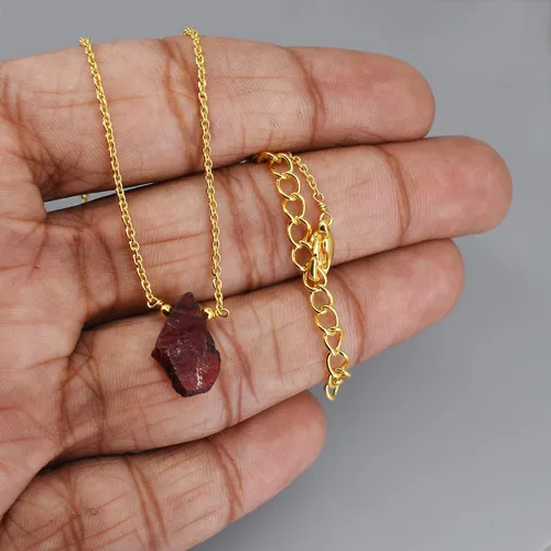Vista 4 de Gempires Raw Garnet Stone Pendant Necklace, Red Garnet Crystal Pendant 10-20 mm, Garnet Necklace for Women, January Birthstone Jewelry, Raw Crystal