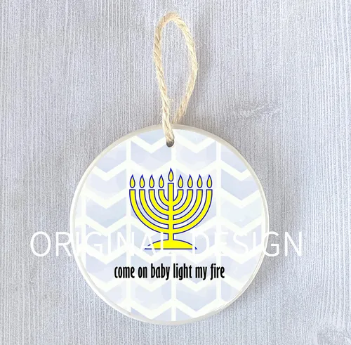 Vista 3 de Divertidos adornos judíos Menorá Janucá Hanukkah Regalo divertido regalo de adorno de intercambio de regalo de oficina Regalo divertido humor judío