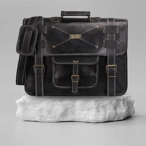 Vista 8 de Spacious Leather Laptop Briefcase for Men - Everyday Handmade Messenger Bag for 17 Inch Laptops