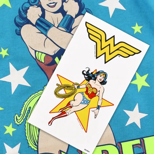 Vista 6 de Popfunk Camiseta clásica de las estrellas de la mujer maravilla