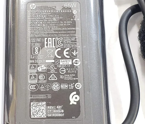 Vista 2 de Adaptador de corriente CA de 65 W para portátiles HP