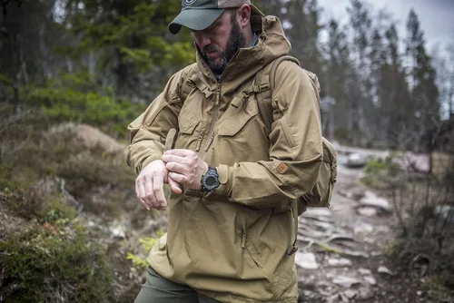 Vista 9 de Helikon-Tex Chaqueta Pilgrim Anorak para hombre, línea de Bushcraft duradera