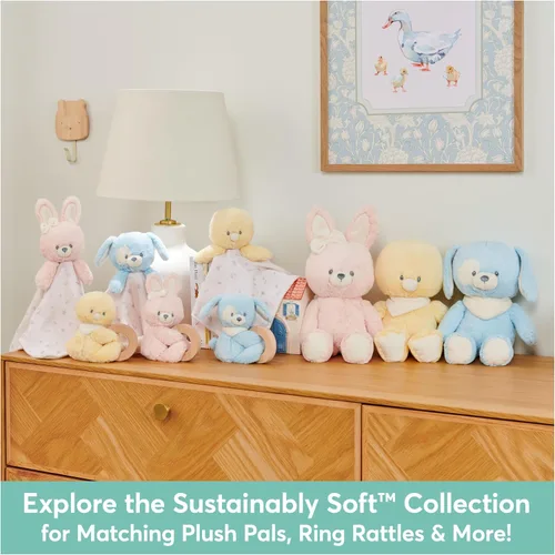 Vista 8 de GUND Baby Patito de Apego Suavemente Sostenible, Manta de Felpa de Animal de Peluche Hecha de Materiales 100% Reciclados, para Bebés y Recién