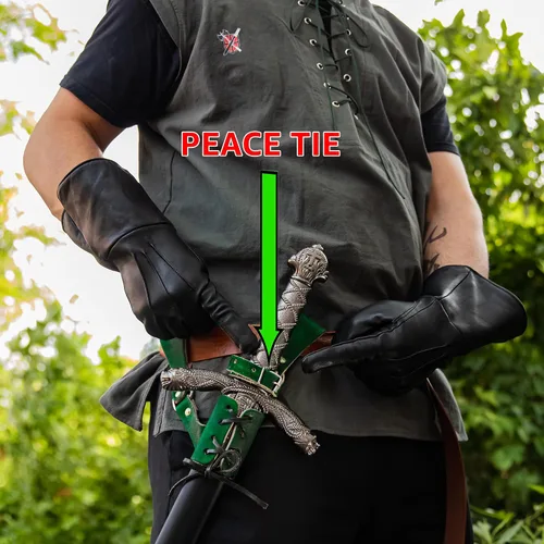 Vista 51 de Armory Replicas™ - Rana espada de cuero hecha a mano – Disfraz medieval LARP hebilla ajustable y cinturón de arma con cable soporte