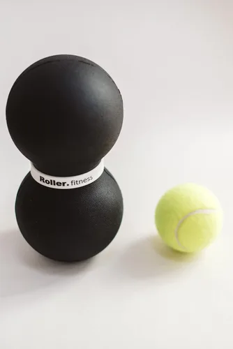 Vista 2 de Roller Fitness Infinity Roller, rodillo de espuma de maní, rodillo grande de ejercicio de doble bola de masaje de 8 pulgadas (negro - firme)
