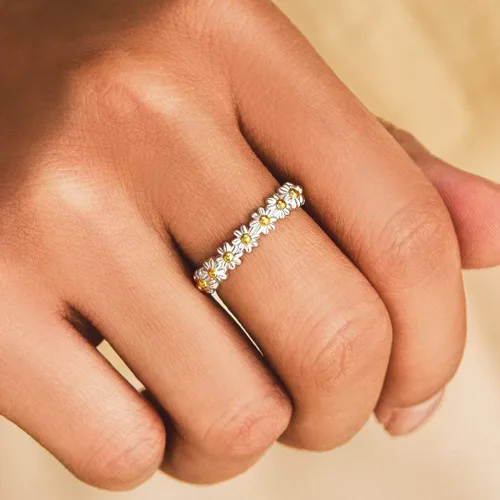 Vista 2 de I Think About You Every Daisy - Anillo de plata de ley 925 anillos apilables para mujer anillos casuales delicados anillos de uso diario anillos