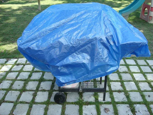 Vista 4 de Dry Top - Lona de poliéster multiusos de resistencia mediana, 5 x 7 pies, azul