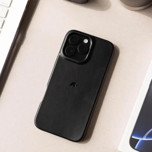Vista 5 de Bullstrap Funda de cuero hecha a mano de alta calidad para iPhone 13 Ajuste impecable sin volumen y compatible con MagSafe Funda de cuero