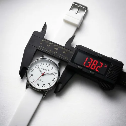 Vista 4 de Letoff Reloj analógico clásico, esfera blanca con números arábigos, banda de silicona, resistente al agua 30M