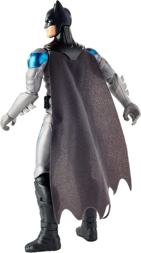 Vista 7 de DC COMICS Batman Missions Sub Zero Batman Figura de acción de 12 pies, 11 puntos de articulación, altamente posable, para batalla de congelación