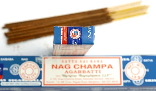 Vista 4 de Satya Sai Baba Nag Champa - Varillas de incienso (0.53 oz), 2 paquetes Nag Champa