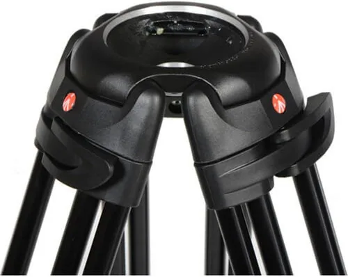 Vista 4 de Manfrotto Trípode de video profesional de dos etapas de 545GB con esparcidor de nivel de piso (negro)